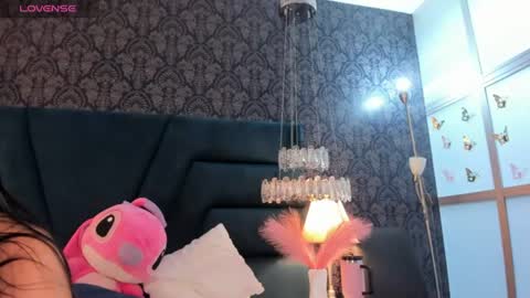 Viviana  online show from 06-17-26, 12:24