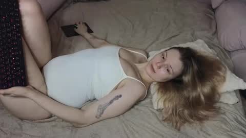 vivian_alison online show from 02-15-26, 08:16