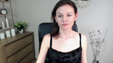 Vivian online show from 01-10-25, 10:17