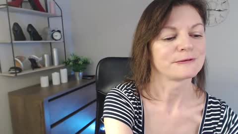 Vivian online show from 03-07-25, 09:07