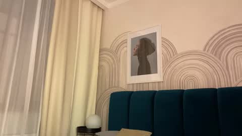 Snapshot of vivian_evans_ chatting on 02-10-26, 02:37 Vivian Evans online show from 02-10-26, 02:37