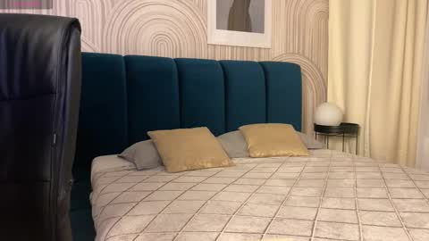 Snapshot of vivian_evans_ chatting on 02-16-26, 01:57 Vivian Evans online show from 02-16-26, 01:57