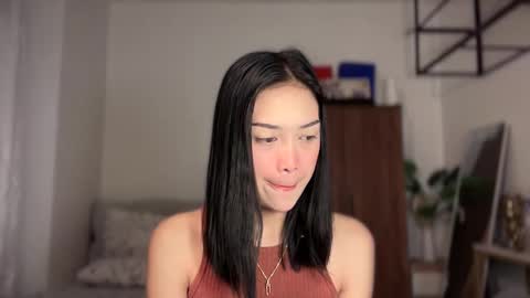 Vivian online show from 03-08-26, 11:52