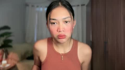 Vivian online show from 05-17-26, 12:41