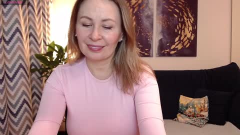 Snapshot of vivian_soul chatting on 12-30-24, 06:16 Vivian online show from 12-30-24, 06:16