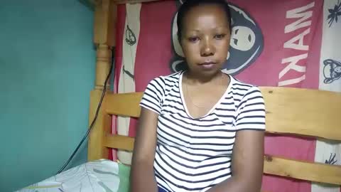 Snapshot of viviane0812 chatting on 02-26-25, 06:47 viviane0812 online show from 02-26-25, 06:47