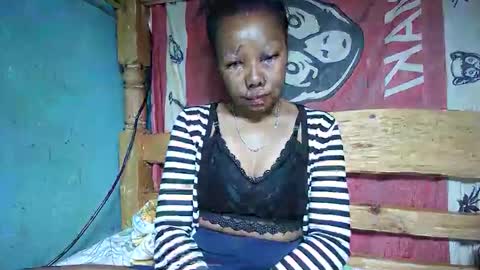 Snapshot of viviane0812 chatting on 03-02-25, 08:16 viviane0812 online show from 03-02-25, 08:16