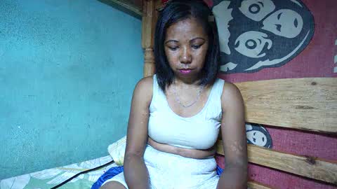 Snapshot of viviane0812 chatting on 03-08-25, 08:25 viviane0812 online show from 03-08-25, 08:25