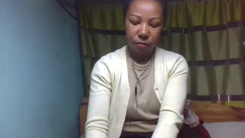 Snapshot of viviane0812 chatting on 09-09-25, 10:04 viviane0812 online show from 09-09-25, 10:04