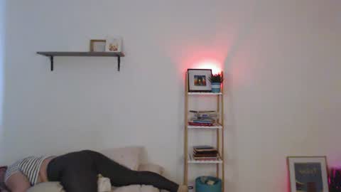 Lela online show from 08-05-26, 08:28