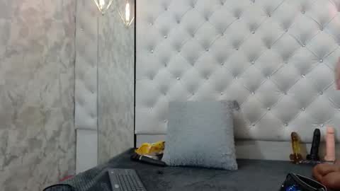 VivianRose online show from 02-18-26, 02:18