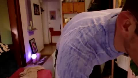 Viv online show from 01-13-25, 05:02