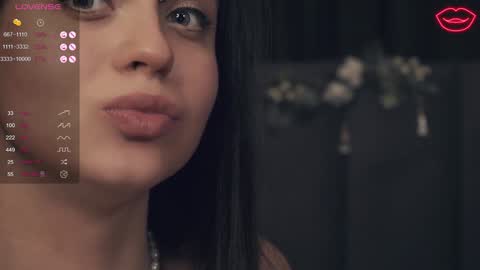 Snapshot of vivid_girls chatting on 01-23-25, 04:15 Nelly and Mari online show from 01-23-25, 04:15