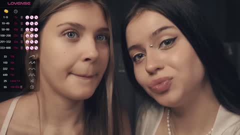 Snapshot of vivid_girls chatting on 01-25-25, 10:29 Nelly and Mari online show from 01-25-25, 10:29