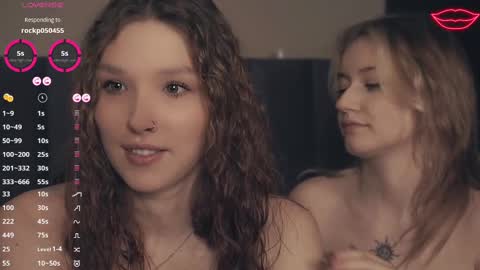 Snapshot of vivid_girls chatting on 02-19-25, 11:25 Nelly and Mari online show from 02-19-25, 11:25