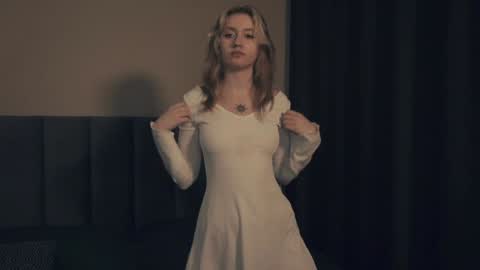 Snapshot of vivid_girls chatting on 03-04-25, 12:39 Nelly and Mari online show from 03-04-25, 12:39