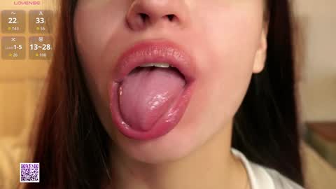 Snapshot of vivid_girls chatting on 09-27-25, 07:13 Nelly and Mari online show from 09-27-25, 07:13