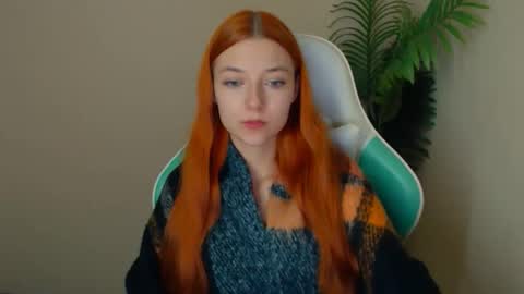 Vivien online show from 11-24-25, 06:40