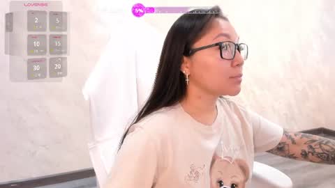 Vivien online show from 07-08-26, 12:04