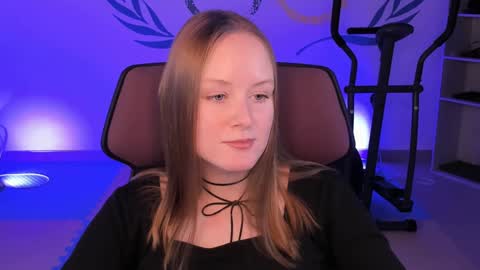 Vivien online show from 12-14-24, 04:31