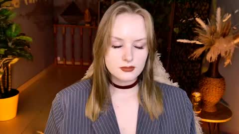 Vivien online show from 06-05-26, 05:14