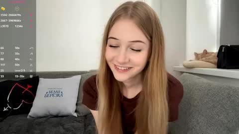 Snapshot of viviennewanko chatting on 04-29-26, 01:59 Kristy online show from 04-29-26, 01:59