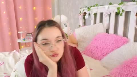 vivyboo111 online show from 05-08-26, 08:14