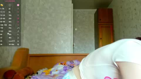 Nika 18 . online show from 05-21-26, 02:46