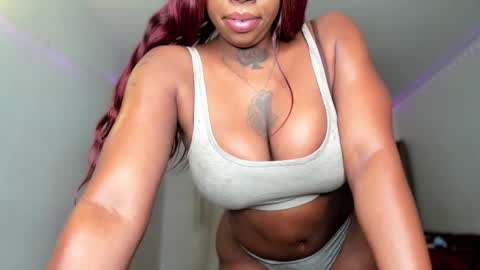 Snapshot of vixen_sasha chatting on 12-15-25, 10:47 Sasha Malone online show from 12-15-25, 10:47