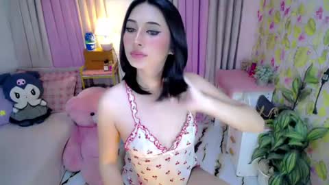 Snapshot of vixenluscious chatting on 07-14-26, 01:19 vixenluscious online show from 07-14-26, 01:19