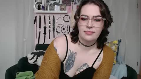 Snapshot of vixinvvitch chatting on 01-07-26, 03:25 VIXIN online show from 01-07-26, 03:25