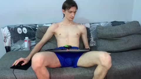 Snapshot of vlad_ggvldd chatting on 06-28-26, 05:08 Vlad Dinovich online show from 06-28-26, 05:08