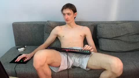 Snapshot of vlad_ggvldd chatting on 07-08-26, 03:38 Vlad Dinovich online show from 07-08-26, 03:38