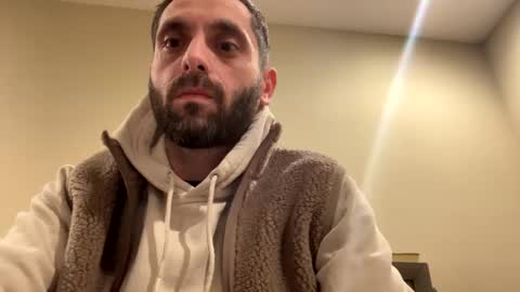 vnast010 online show from 12-18-24, 08:31