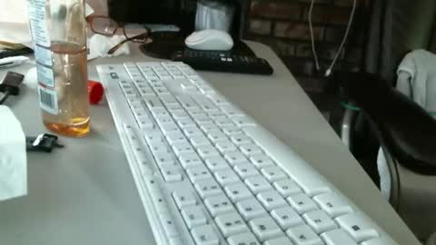 Snapshot of vnpg92 chatting on 06-03-26, 08:14 vnpg92 online show from 06-03-26, 08:14
