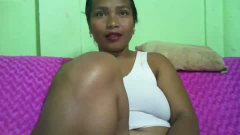 Snapshot of voagelle chatting on 09-28-25, 05:51 voagelle online show from 09-28-25, 05:51