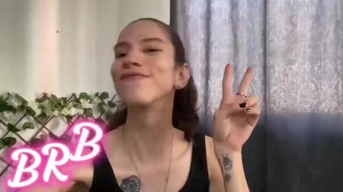 vodkadelulo online show from 11-24-25, 08:52