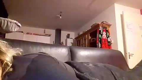 Snapshot of voetbal30 chatting on 12-02-25, 03:29 voetbal30 online show from 12-02-25, 03:29