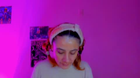 Snapshot of void_smokin chatting on 06-20-26, 11:46 Gabriela online show from 06-20-26, 11:46