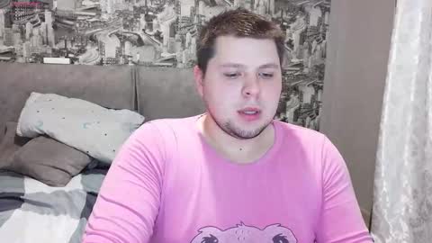 Snapshot of volshebnik_130 chatting on 01-19-26, 02:37 Volshebnik1302 online show from 01-19-26, 02:37