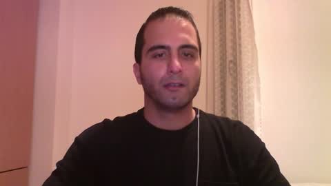 Snapshot of volve5 chatting on 01-08-25, 10:37 volve5 online show from 01-08-25, 10:37