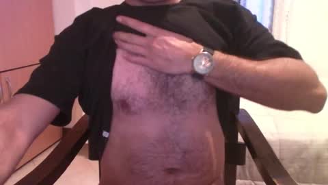 Snapshot of volve5 chatting on 01-12-25, 06:28 volve5 online show from 01-12-25, 06:28