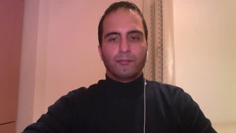 Snapshot of volve5 chatting on 01-28-25, 11:17 volve5 online show from 01-28-25, 11:17