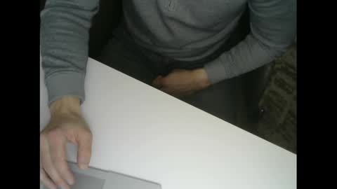 Snapshot of voterki796 chatting on 01-28-25, 02:11 voterki796 online show from 01-28-25, 02:11