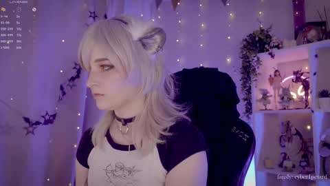 Snapshot of vronnier chatting on 01-08-26, 05:15 vronnier online show from 01-08-26, 05:15