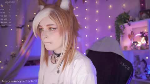 Snapshot of vronnier chatting on 02-15-26, 03:53 vronnier online show from 02-15-26, 03:53