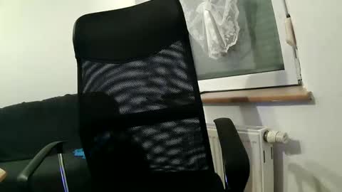 Snapshot of vulkan12p chatting on 01-03-25, 09:15 Daniel online show from 01-03-25, 09:15