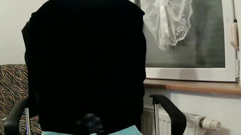 Snapshot of vulkan12p chatting on 02-09-25, 10:32 Daniel online show from 02-09-25, 10:32