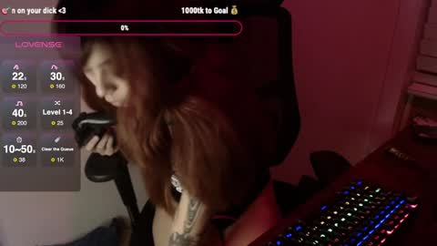 Snapshot of vvikki696996 chatting on 01-03-25, 10:41 Vikki y Valeria online show from 01-03-25, 10:41