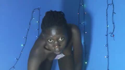 Snapshot of vvuuvvu chatting on 05-04-26, 04:30 vvuuvvu online show from 05-04-26, 04:30